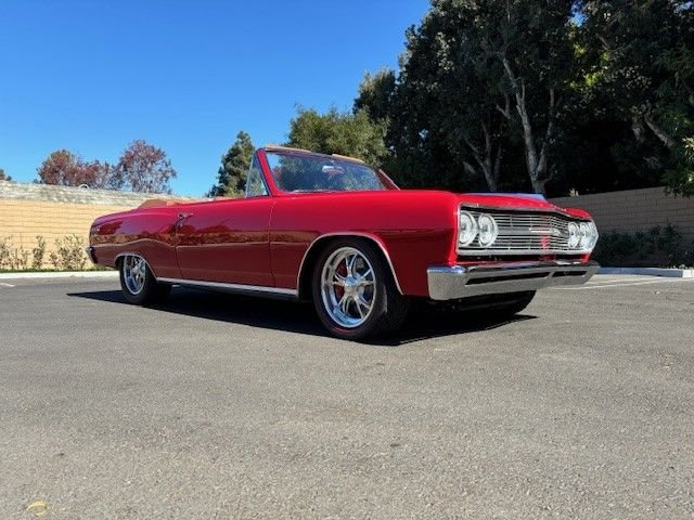 Unknown-Chevelle-ss-1965-Red-Tan-25