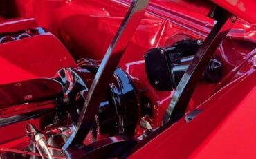 Unknown-Chevelle-ss-1965-Red-Tan-3