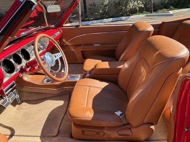 Unknown-Chevelle-ss-1965-Red-Tan-4