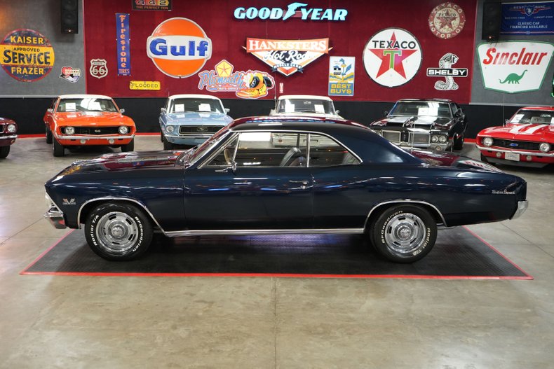 Unknown-Chevelle-ss-1966-Dark-Blue-Black-12