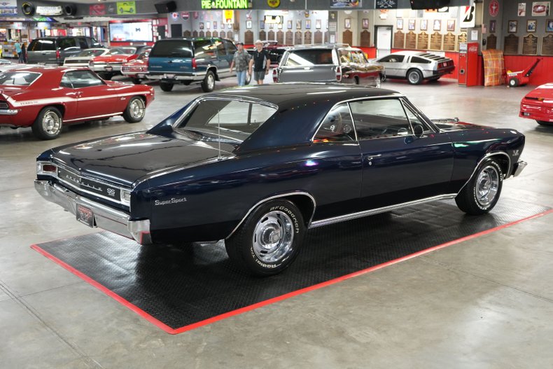 Unknown-Chevelle-ss-1966-Dark-Blue-Black-15