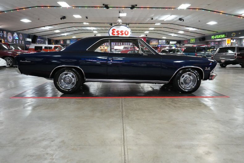 Unknown-Chevelle-ss-1966-Dark-Blue-Black-22