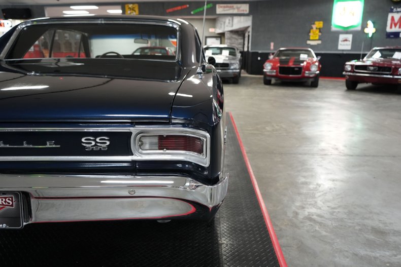 Unknown-Chevelle-ss-1966-Dark-Blue-Black-39