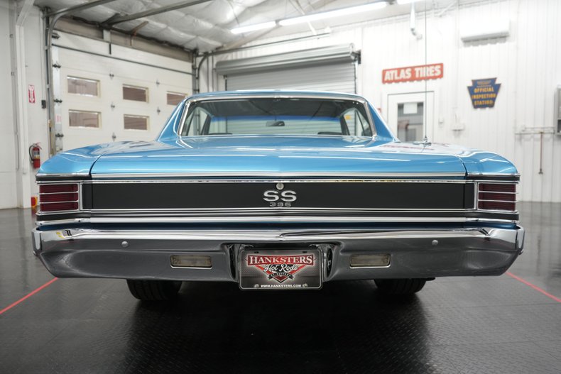 Unknown-Chevelle-ss-1967-Marina-Blue-Black-10