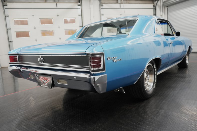 Unknown-Chevelle-ss-1967-Marina-Blue-Black-14