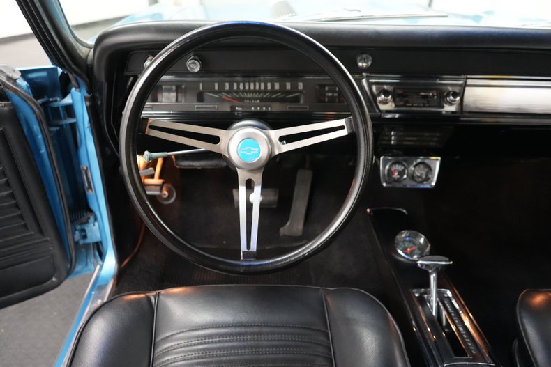 Unknown-Chevelle-ss-1967-Marina-Blue-Black-39