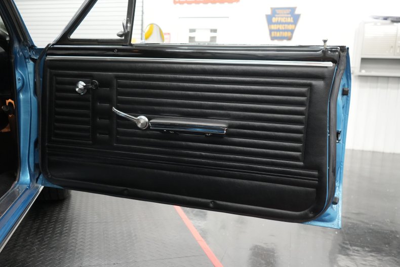 Unknown-Chevelle-ss-1967-Marina-Blue-Black-43
