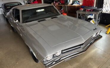 Unknown-Chevelle-ss-1969-Silver-black-10