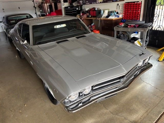 Unknown-Chevelle-ss-1969-Silver-black-10