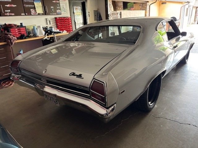 Unknown-Chevelle-ss-1969-Silver-black-13