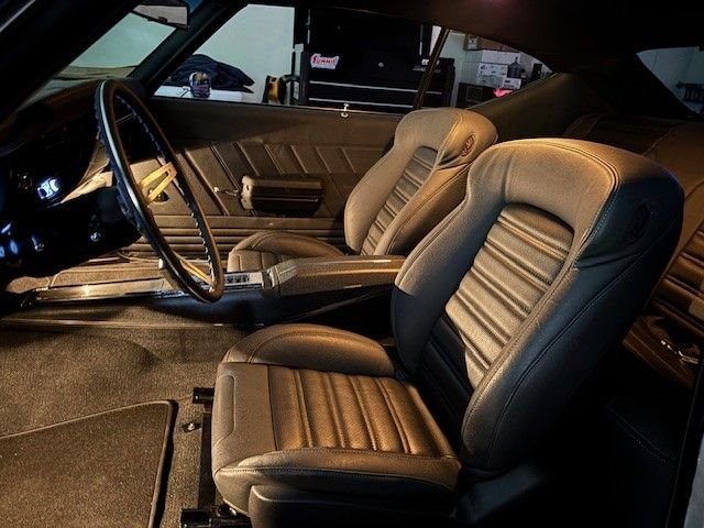 Unknown-Chevelle-ss-1969-Silver-black-5
