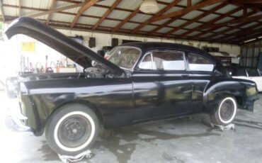 Unknown-Chieftain-1949-Black-10