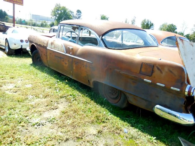 Unknown-Chieftain-1956-8