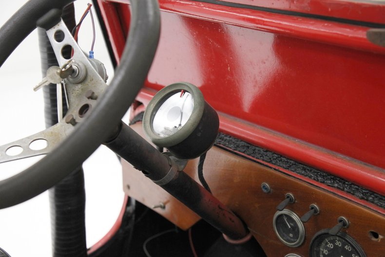 Unknown-Cj2a-1947-Red-Black-6