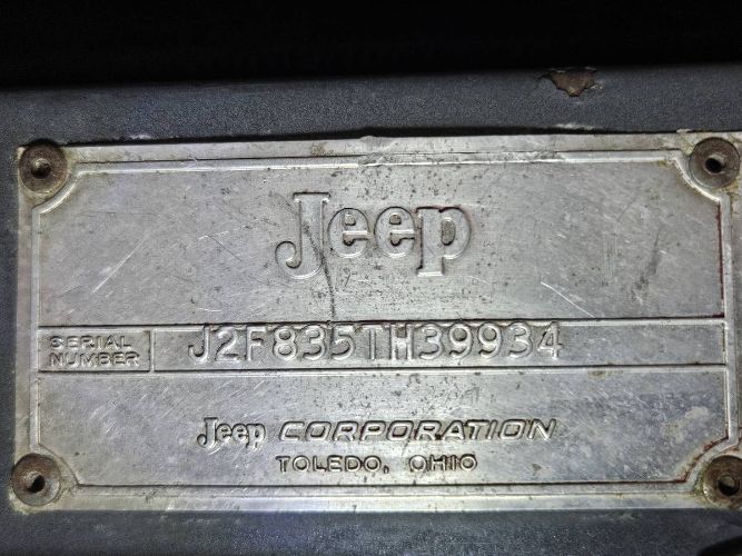 Unknown-Cj5-1972-WhiteBlack-Black-1