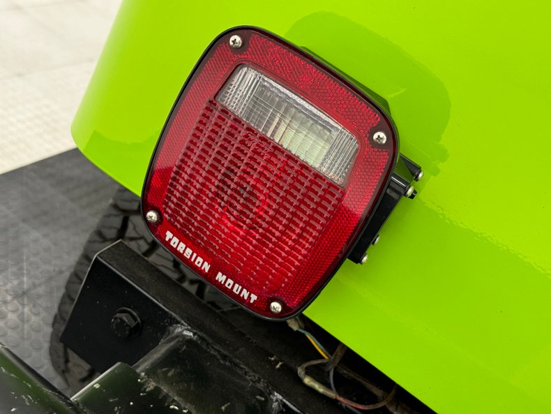 Unknown-Cj5-1973-Neon-Green-Black-17
