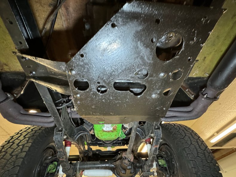 Unknown-Cj5-1973-Neon-Green-Black-40
