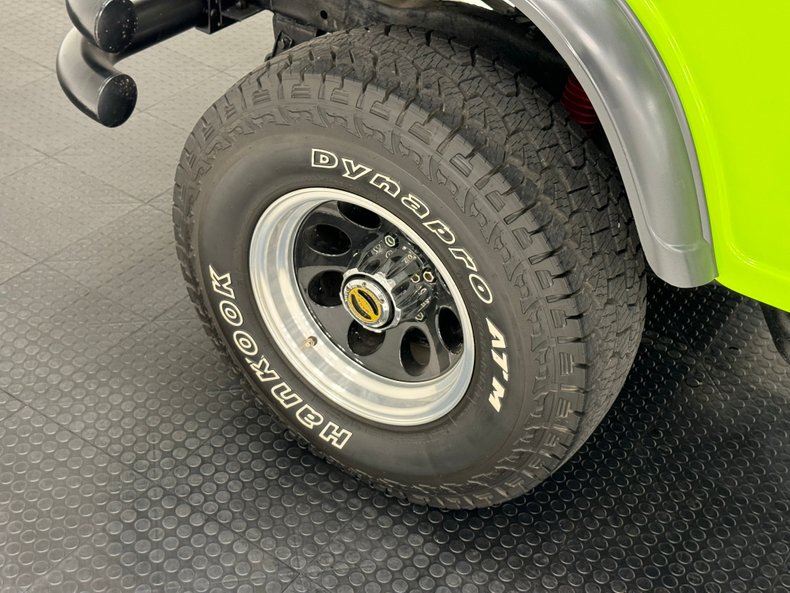Unknown-Cj5-1973-Neon-Green-Black-8