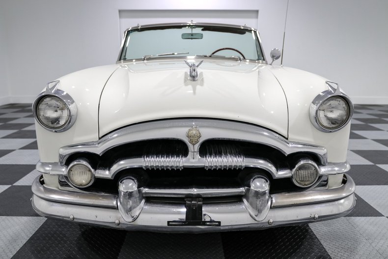 Unknown-Clipper-1954-White-Red-1