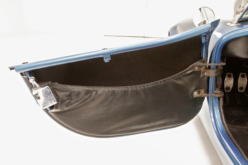 Unknown-Cobra-1964-Blue-23