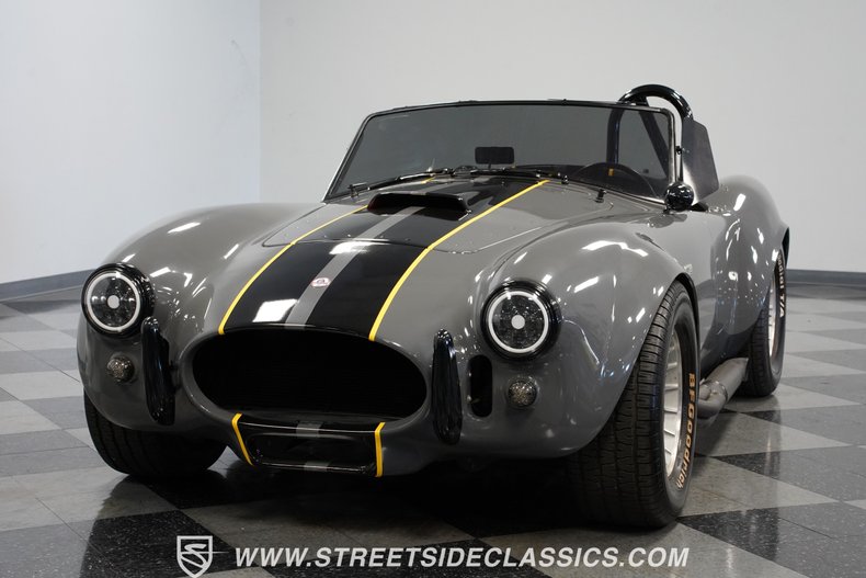 Unknown-Cobra-1964-Gray-Black-10