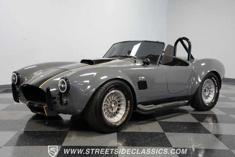 Unknown-Cobra-1964-Gray-Black-3