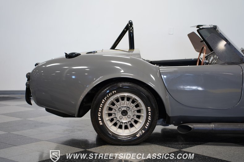 Unknown-Cobra-1964-Gray-Black-33
