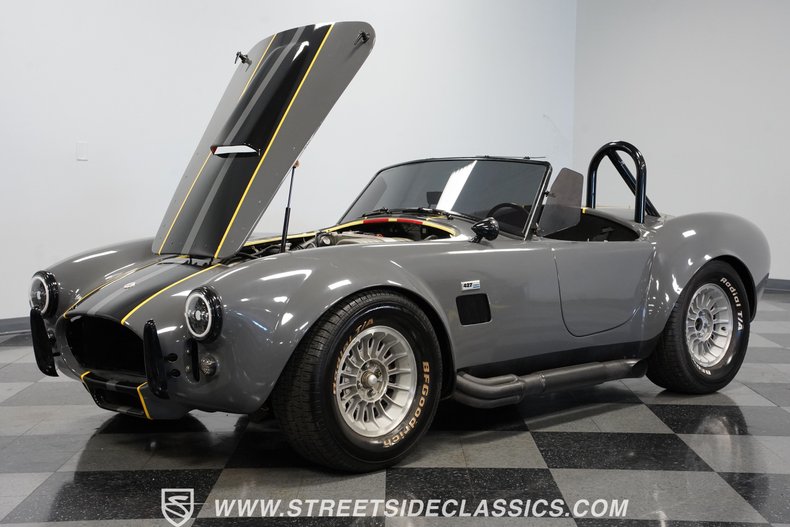 Unknown-Cobra-1964-Gray-Black-35