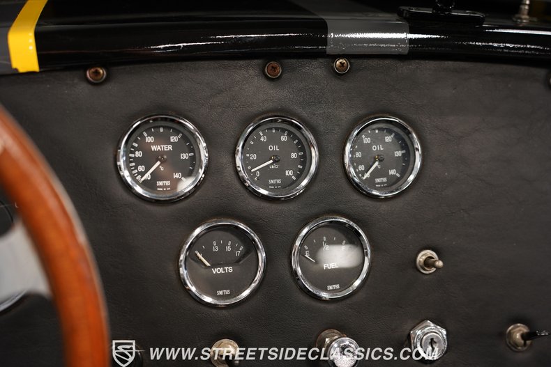 Unknown-Cobra-1964-Gray-Black-41