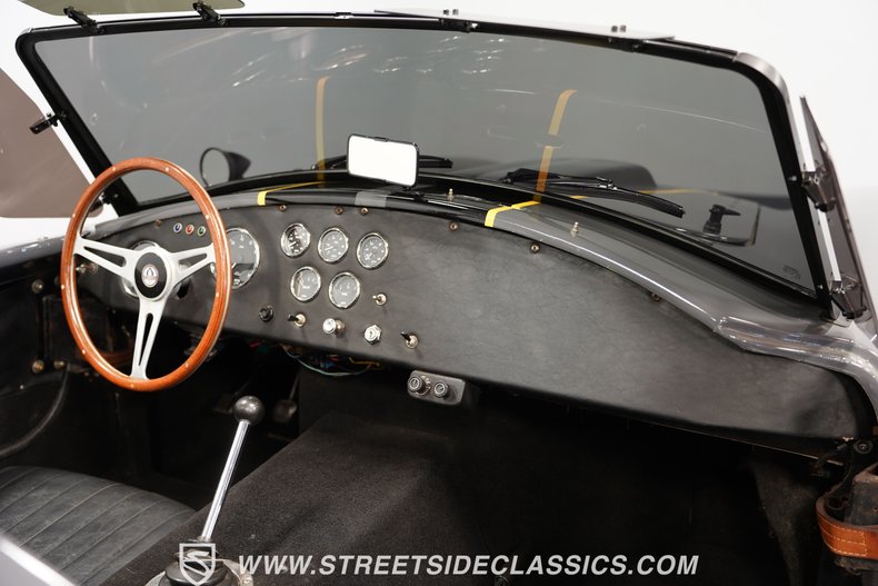 Unknown-Cobra-1964-Gray-Black-45