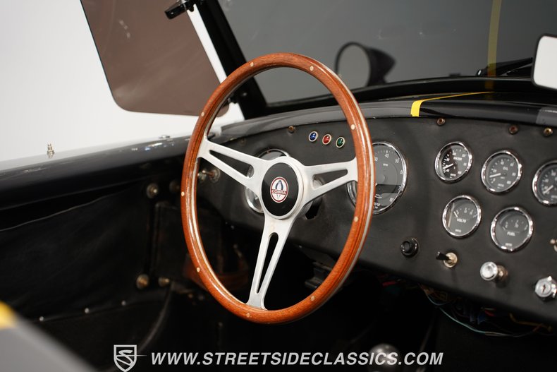 Unknown-Cobra-1964-Gray-Black-46