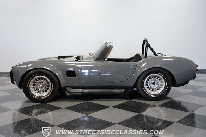 Unknown-Cobra-1964-Gray-Black