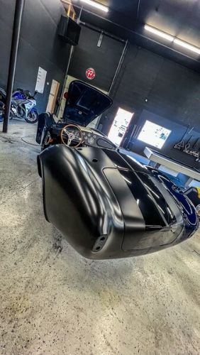 Unknown-Cobra-1965-Black-Black-5