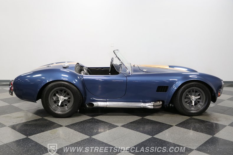 Unknown-Cobra-1965-Blue-Black-15