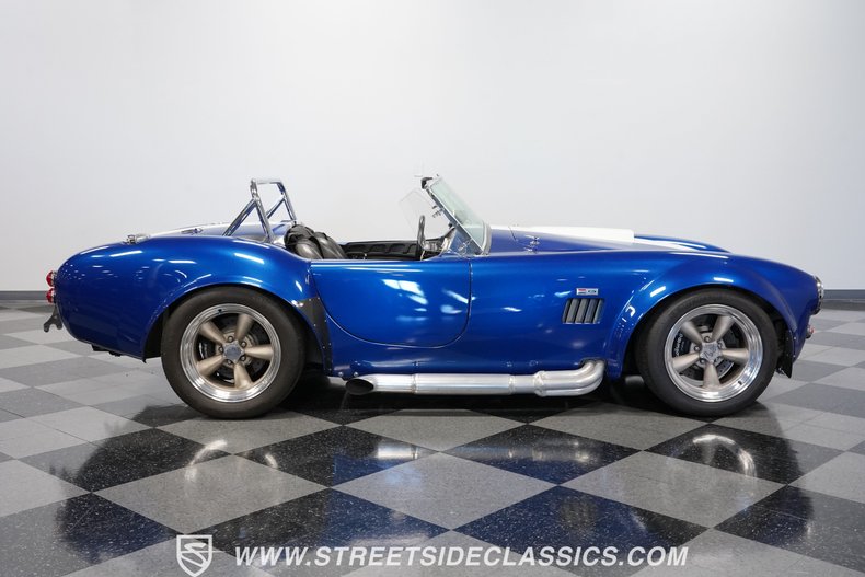 Unknown-Cobra-1965-Blue-Black-36