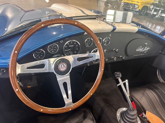 Unknown-Cobra-1965-Blue-Black-Leather-2
