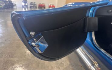 Unknown-Cobra-1965-Blue-Black-Leather-22