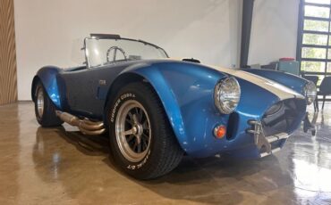 Unknown-Cobra-1965-Blue-Black-Leather-28