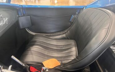 Unknown-Cobra-1965-Blue-Black-Leather-9