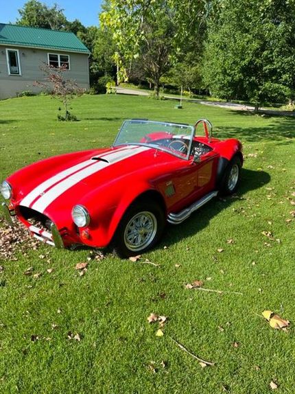 Unknown-Cobra-1965-RED-BLACK-1