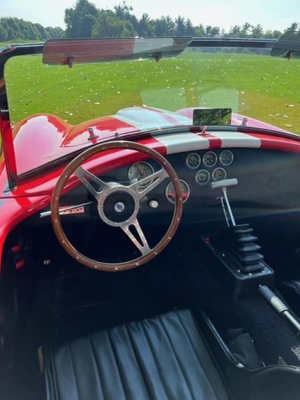 Unknown-Cobra-1965-RED-BLACK-6