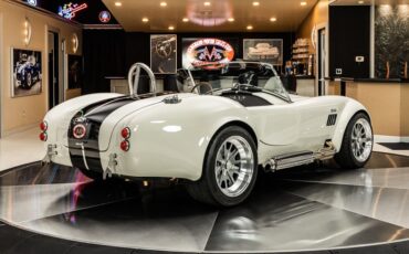 Unknown-Cobra-1965-White-Black-10