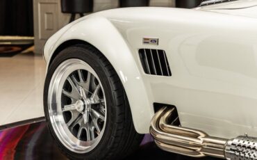 Unknown-Cobra-1965-White-Black-34