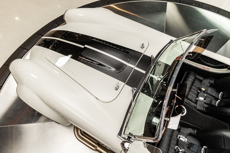 Unknown-Cobra-1965-White-Black-35