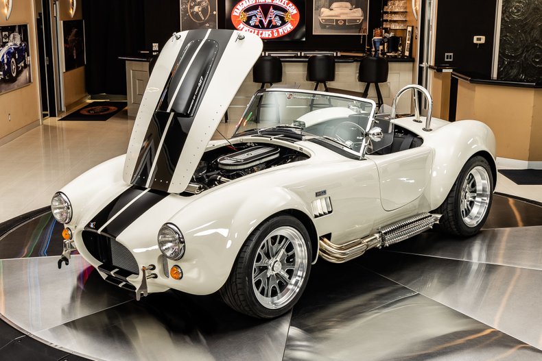 Unknown-Cobra-1965-White-Black-4