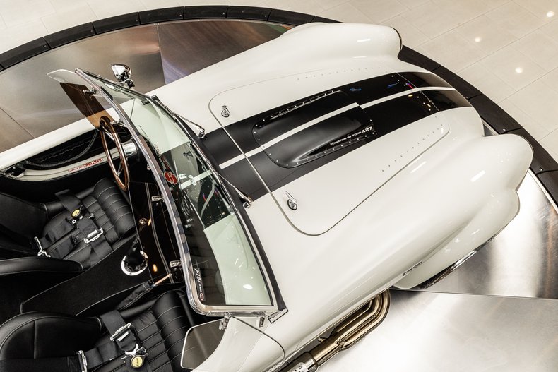 Unknown-Cobra-1965-White-Black-40