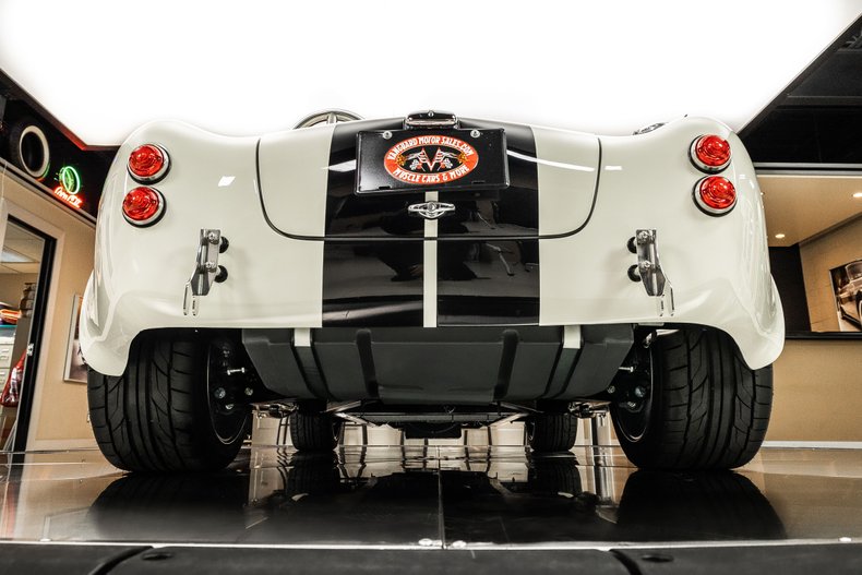 Unknown-Cobra-1965-White-Black-43