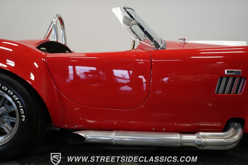 Unknown-Cobra-1966-Red-Black-20