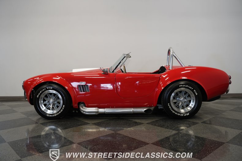 Unknown-Cobra-1966-Red-Black-3