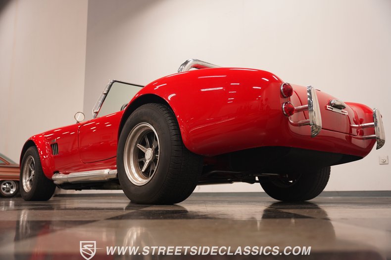 Unknown-Cobra-1966-Red-Black-31